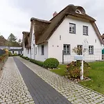 Reetdachhaus Sandhus Reetdachhaus Sandhus Bug *